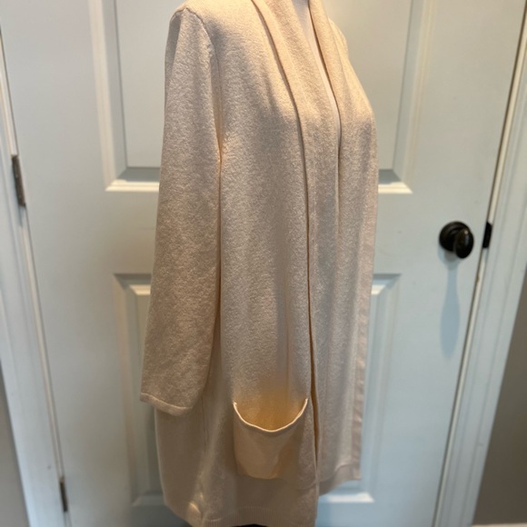 LOFT plus cream cardigan with pockets new with tags NWT size 16/18 - Picture 3 of 11